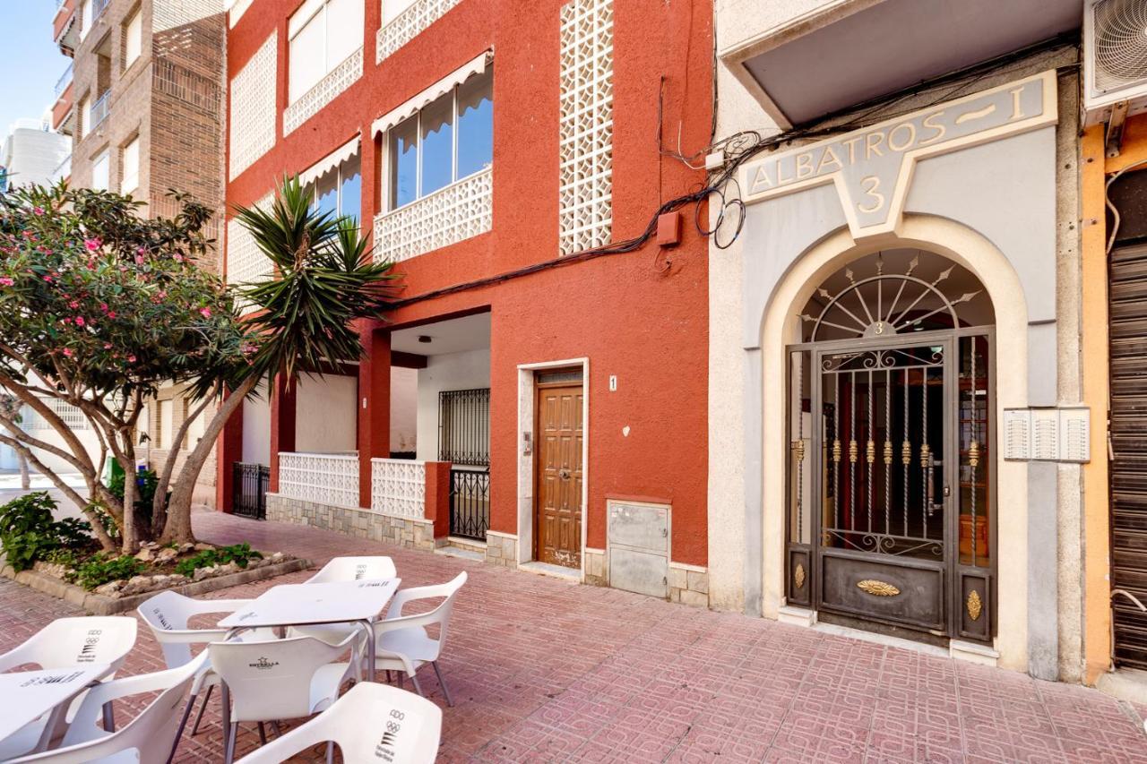 Apartment Studio Relax Torrevieja Exterior photo